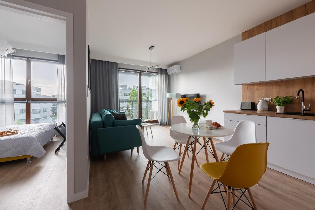 Airport Okecie Cybernetyki Apartments Varşova Dış mekan fotoğraf
